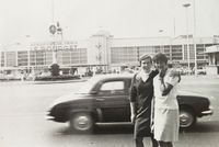 Irena ir Aldona. 1967 Paryžius