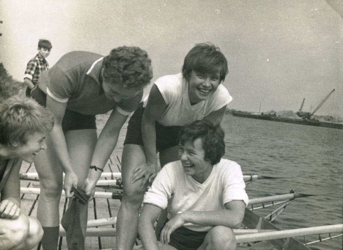Sofijos keturvietė su trenere Sanina Jelgavoje 1966